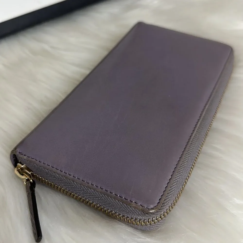 💯Authentic Gucci Zipped Around Long Wallet🍀